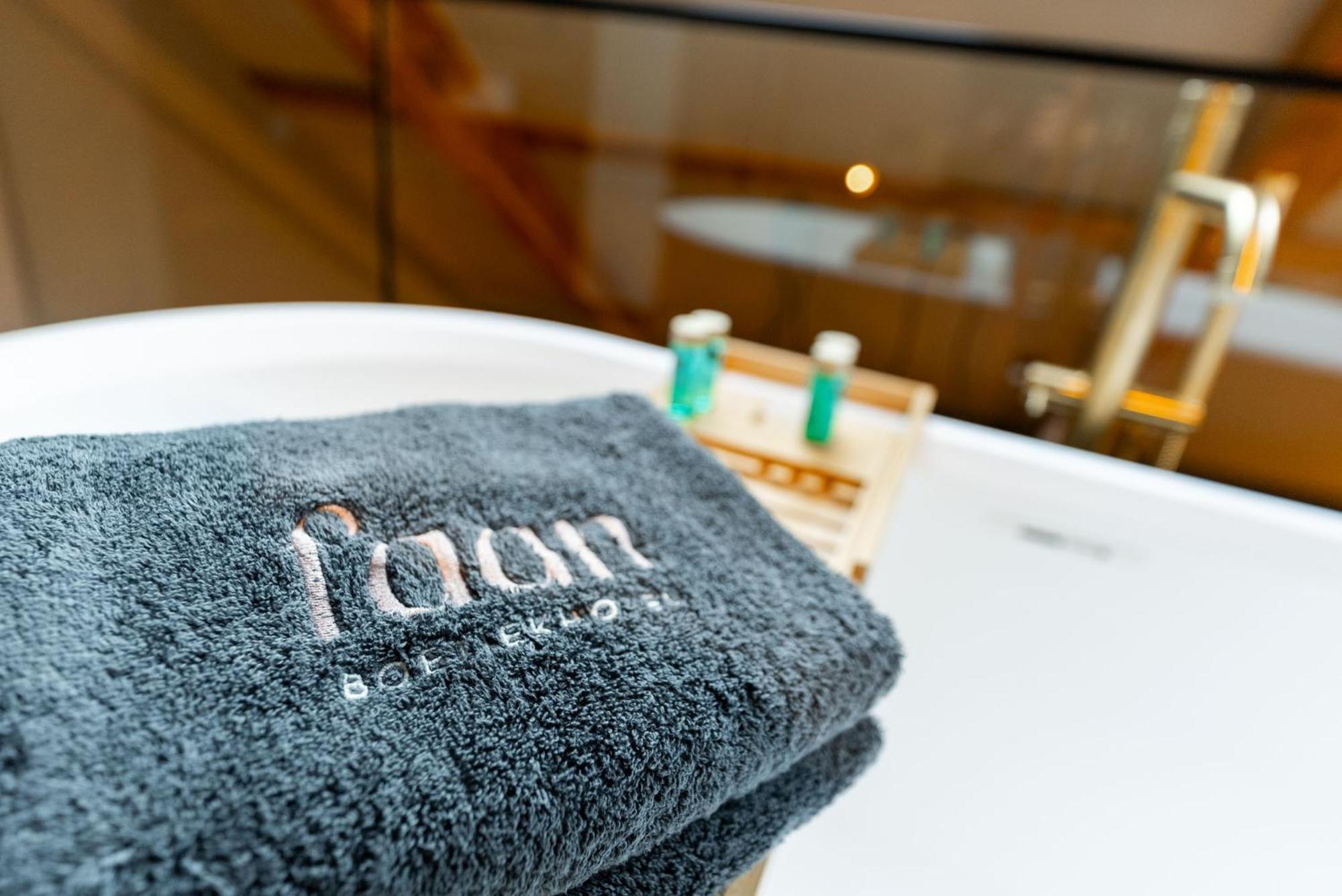 Boetiekhotel Faan Ballum Bagian luar foto